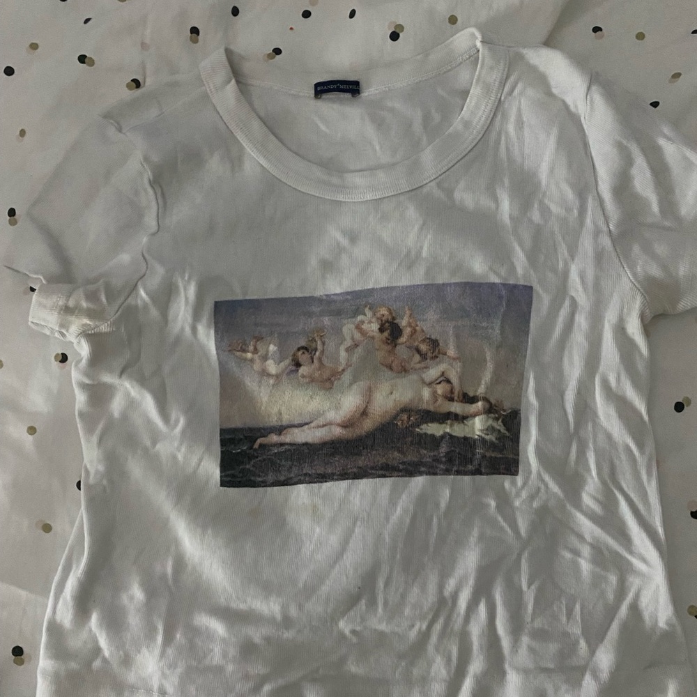 brandy melville print cropped w few stains